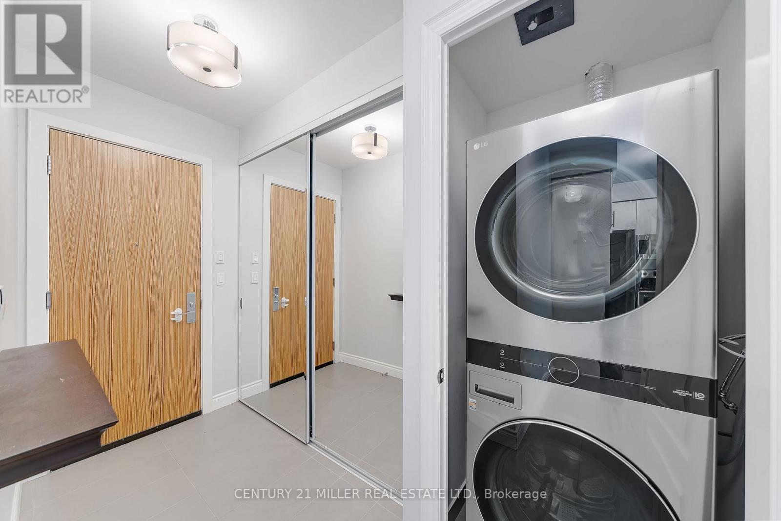 1619 - 60 South Town Centre Boulevard, Markham, Ontario  L6G 0C5 - Photo 9 - N12389301
