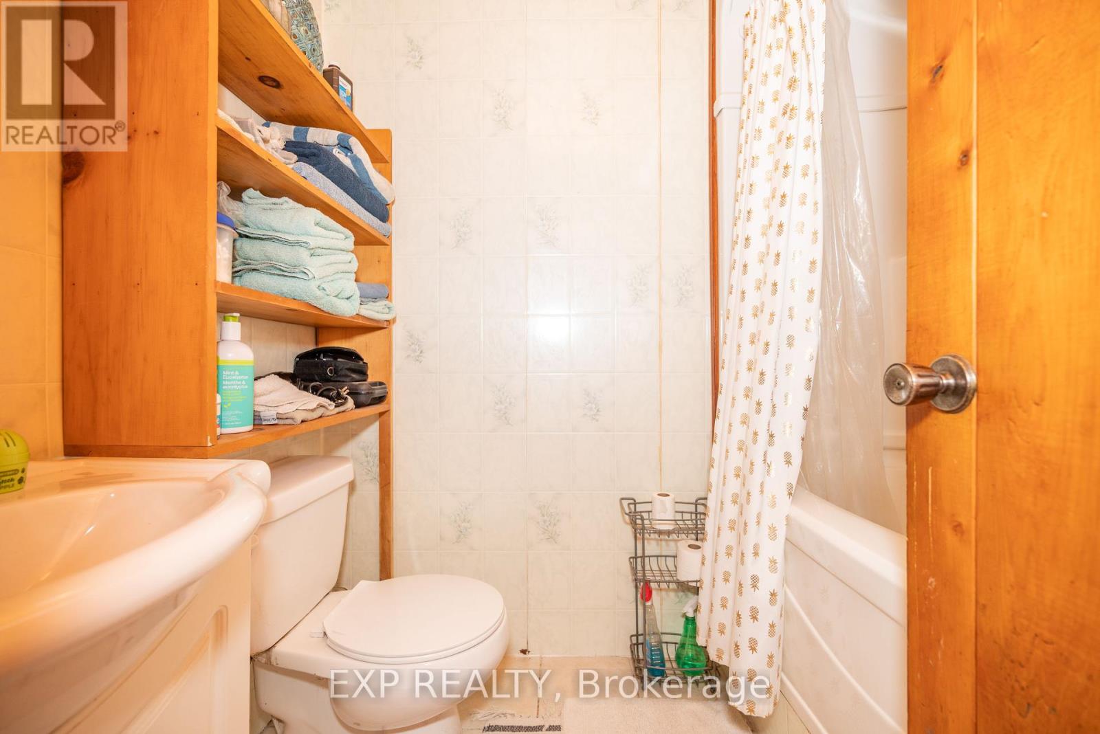 1197 Lower Spruce Hedge Road, Greater Madawaska, Ontario  K0J 1G0 - Photo 15 - X12389444