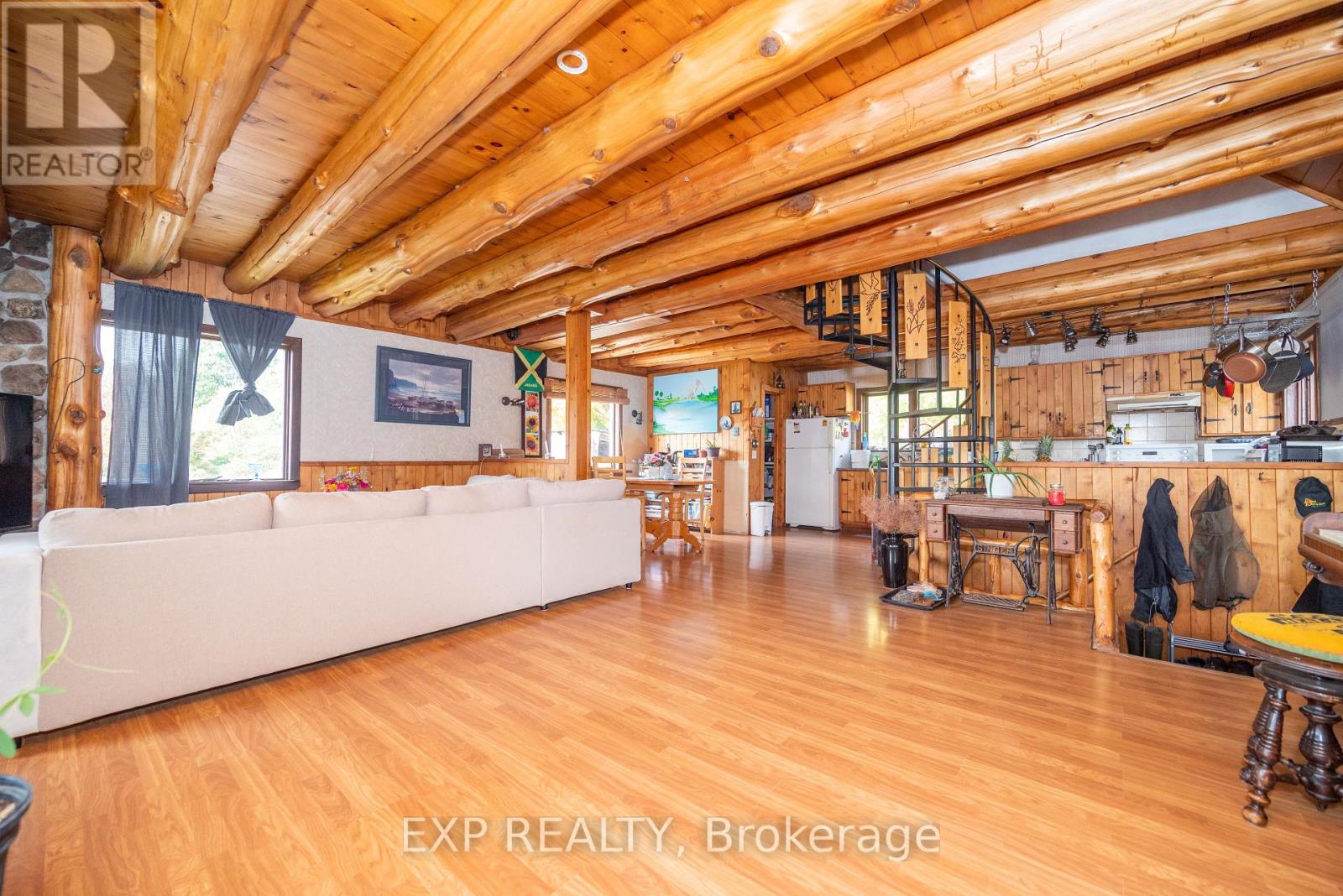1197 Lower Spruce Hedge Road, Greater Madawaska, Ontario  K0J 1G0 - Photo 7 - X12389444