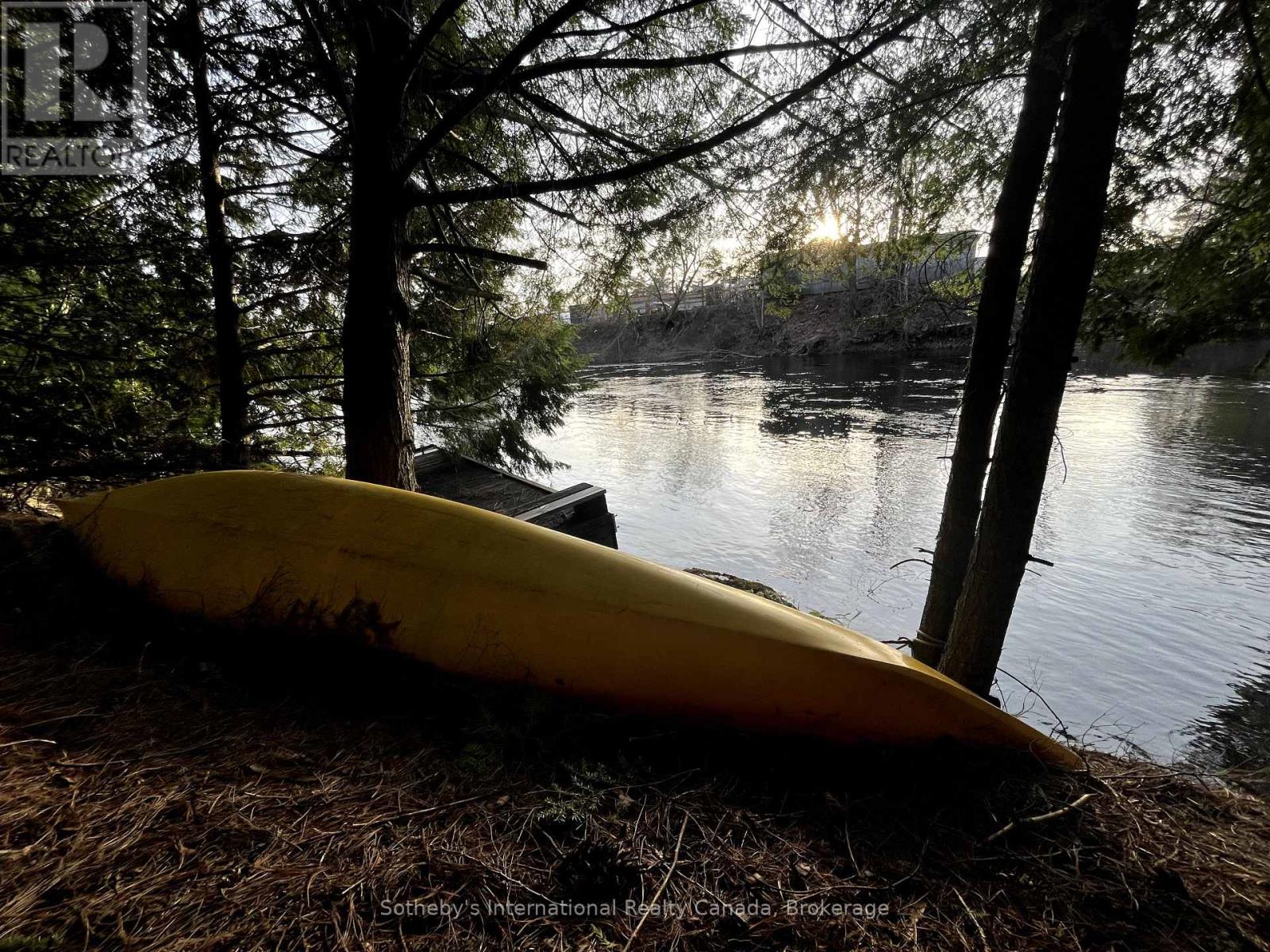49 Southbank Drive, Bracebridge, Ontario  P1L 1G2 - Photo 41 - X12389474