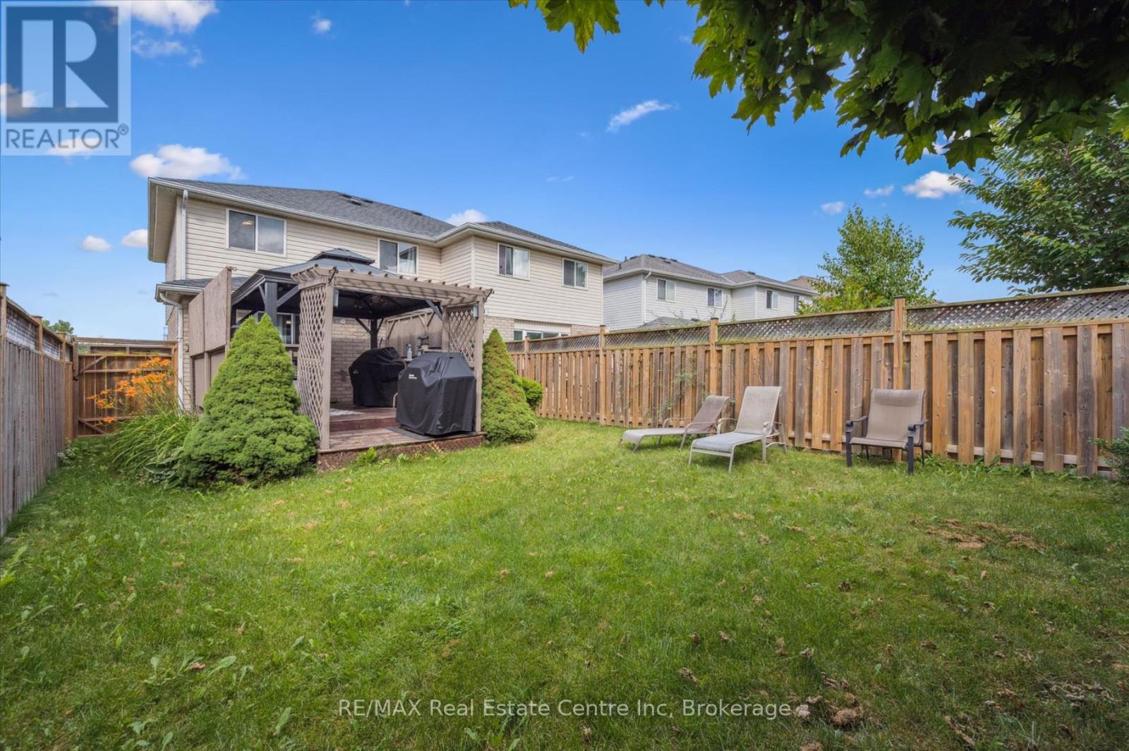 161 Stephanie Drive, Guelph, Ontario N1K 1X7 - Photo 19 - X12389511