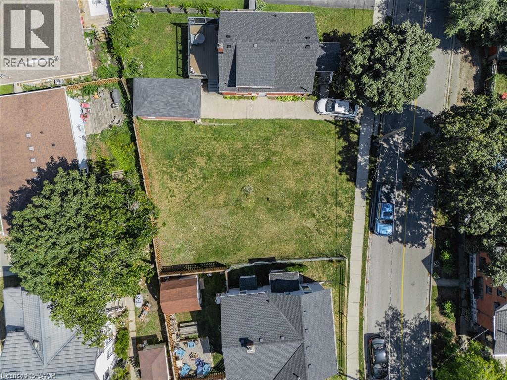 536 Duke Street W, Kitchener, Ontario  N2H 3Y8 - Photo 2 - 40761718