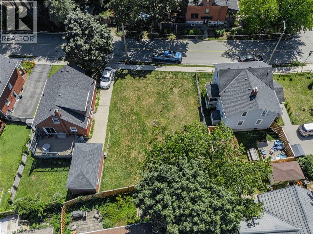 536 Duke Street W, Kitchener, Ontario  N2H 3Y8 - Photo 3 - 40761718