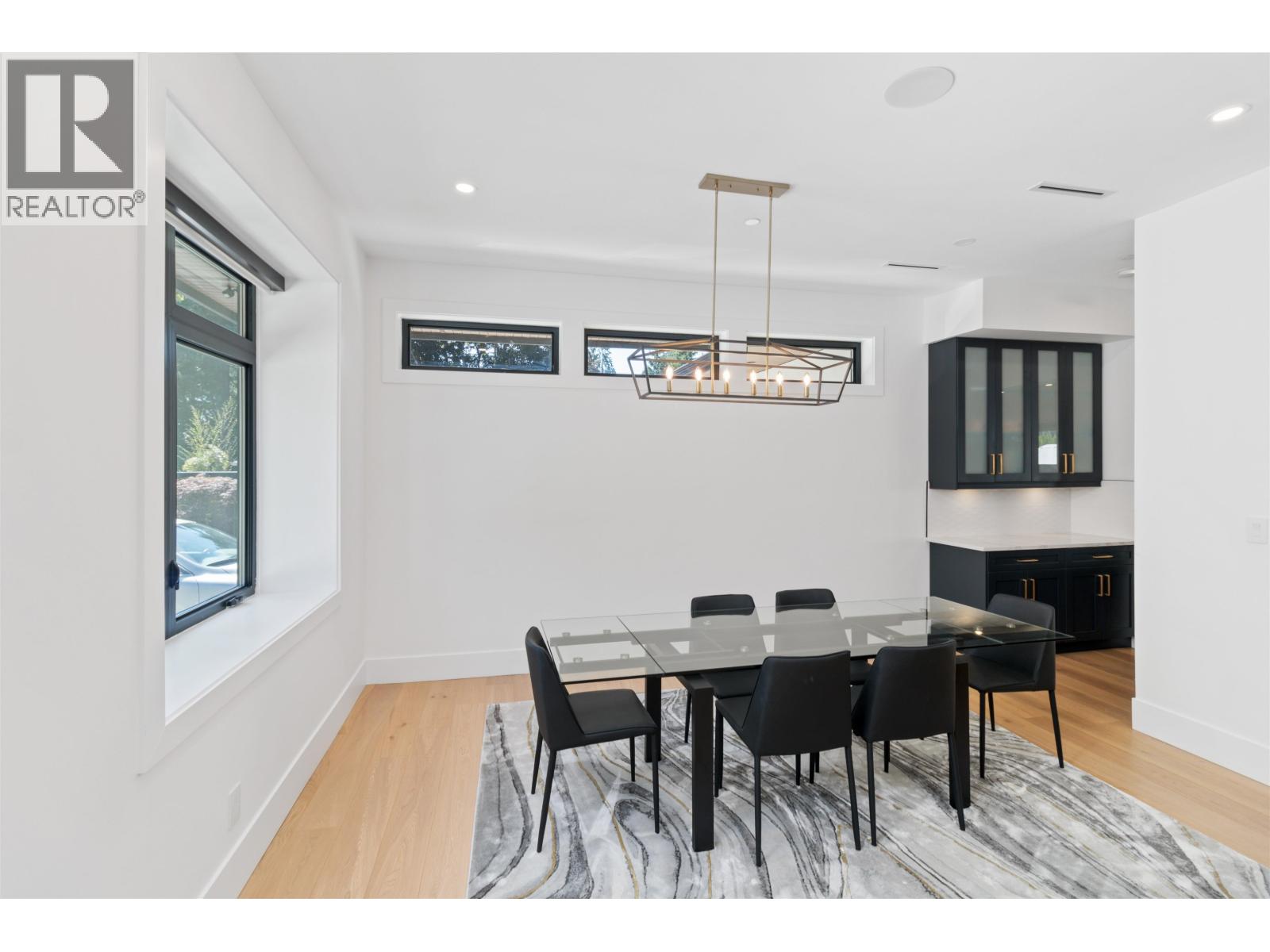 Property at 565 MATHERS AVENUE image 3
