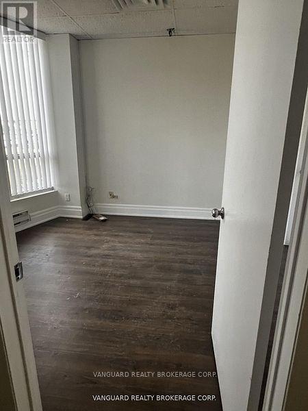 63 Alness Street, Toronto, Ontario  M3J 2H2 - Photo 7 - W12389288