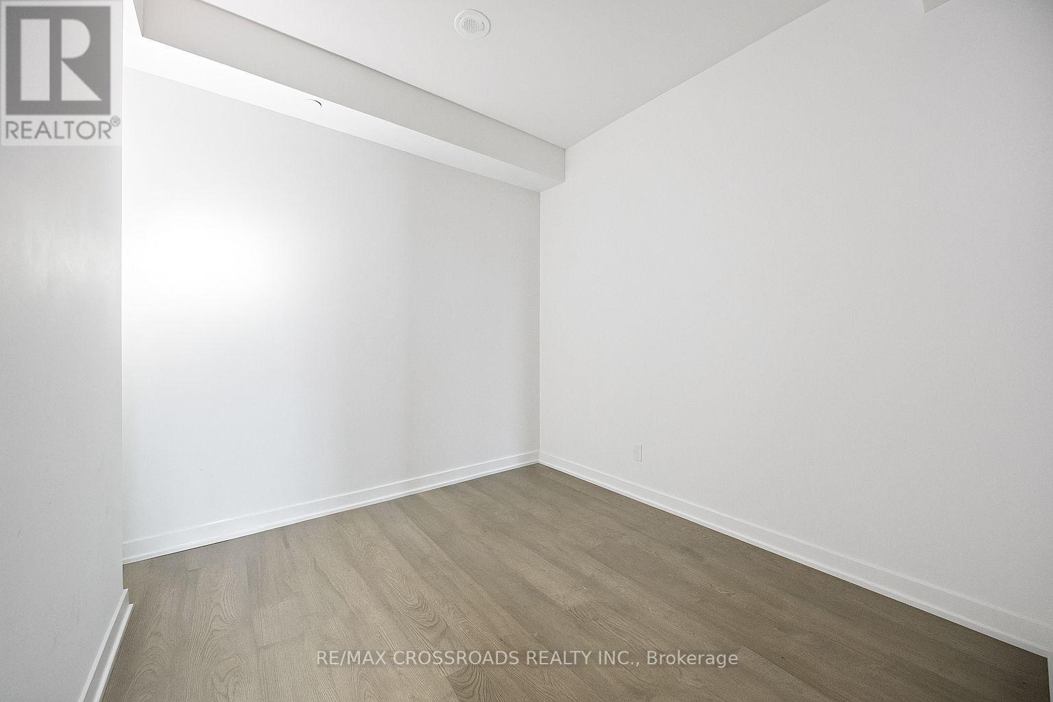 2101 - 1926 Lake Shore Boulevard W, Toronto, Ontario  M6S 1A1 - Photo 15 - W12389303
