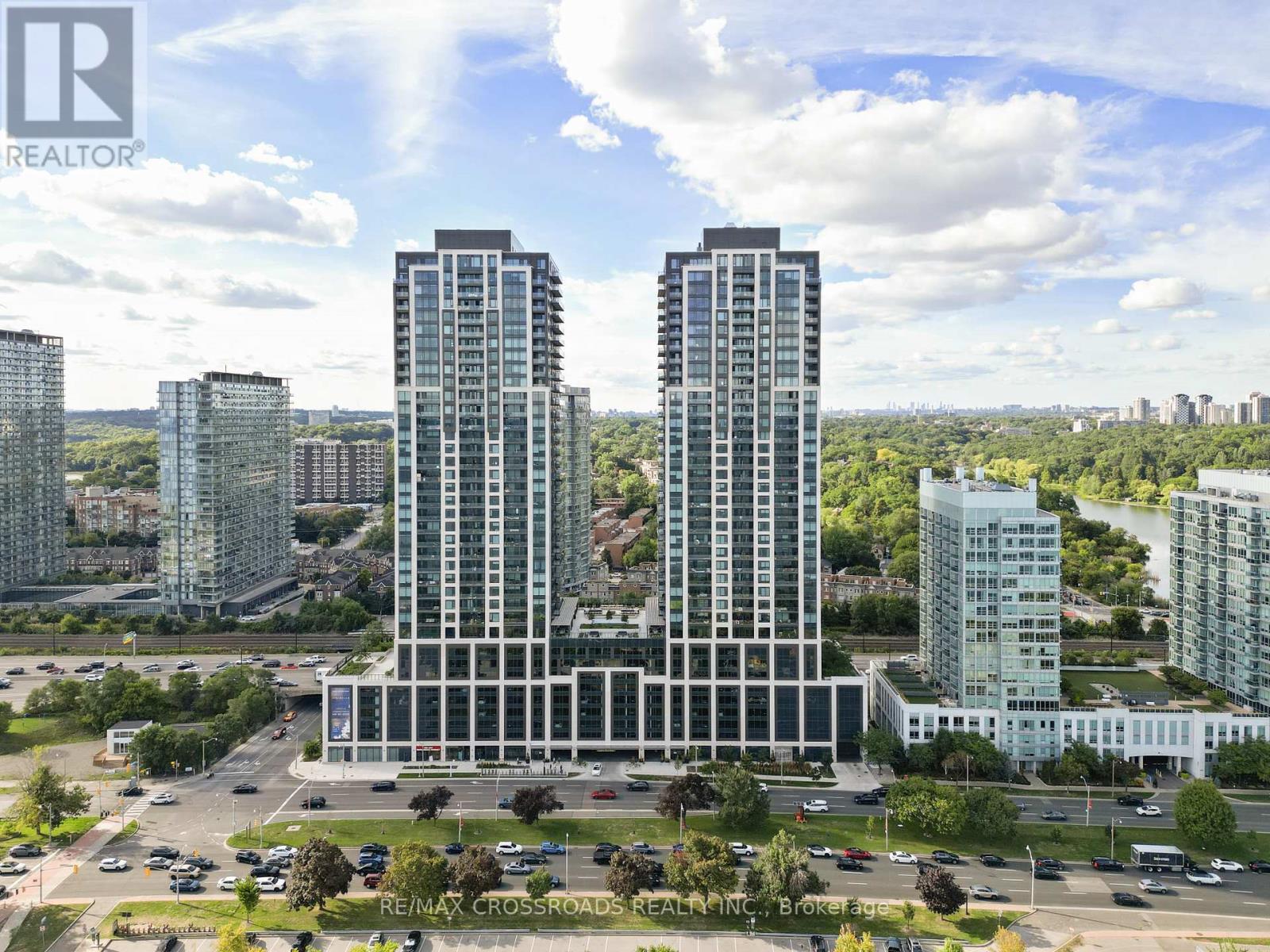 2101 - 1926 Lake Shore Boulevard W, Toronto, Ontario  M6S 1A1 - Photo 3 - W12389303