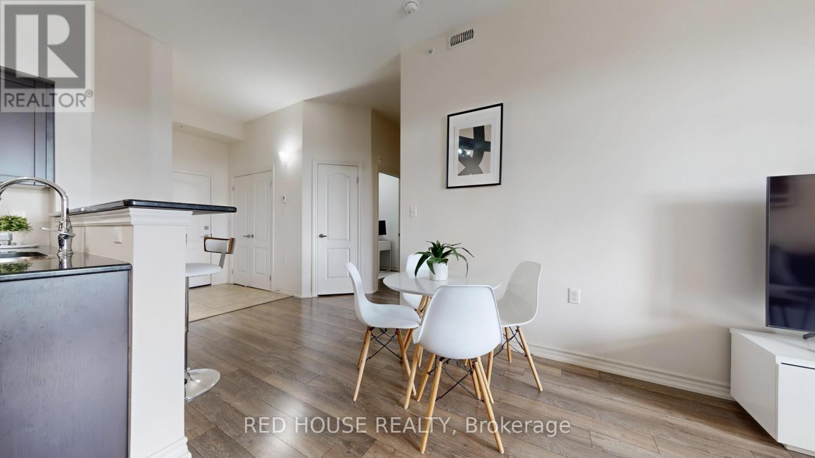 412 - 1460 Main Street E, Milton, Ontario  L9T 8W5 - Photo 13 - W12389314