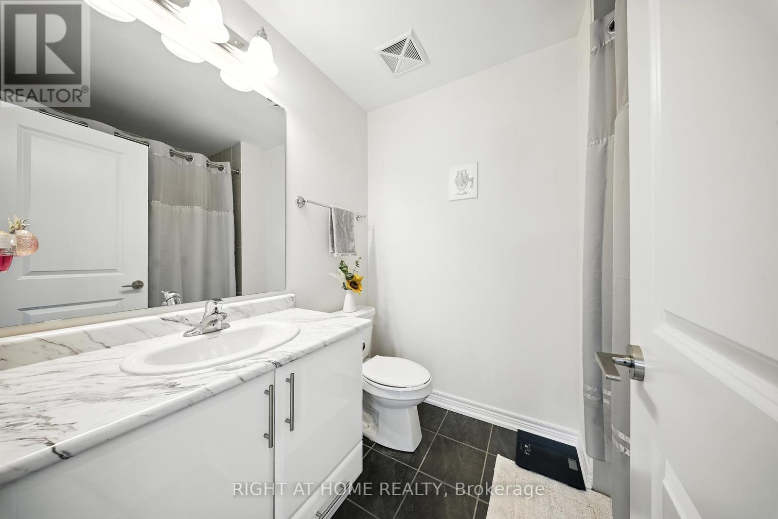 311 - 2370 Khalsa Gate, Oakville, Ontario  L6M 1P5 - Photo 20 - W12389349