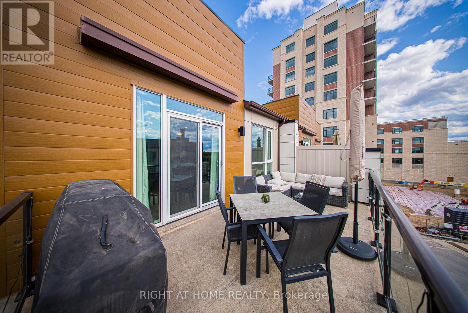 311 - 2370 Khalsa Gate, Oakville, Ontario  L6M 1P5 - Photo 24 - W12389349