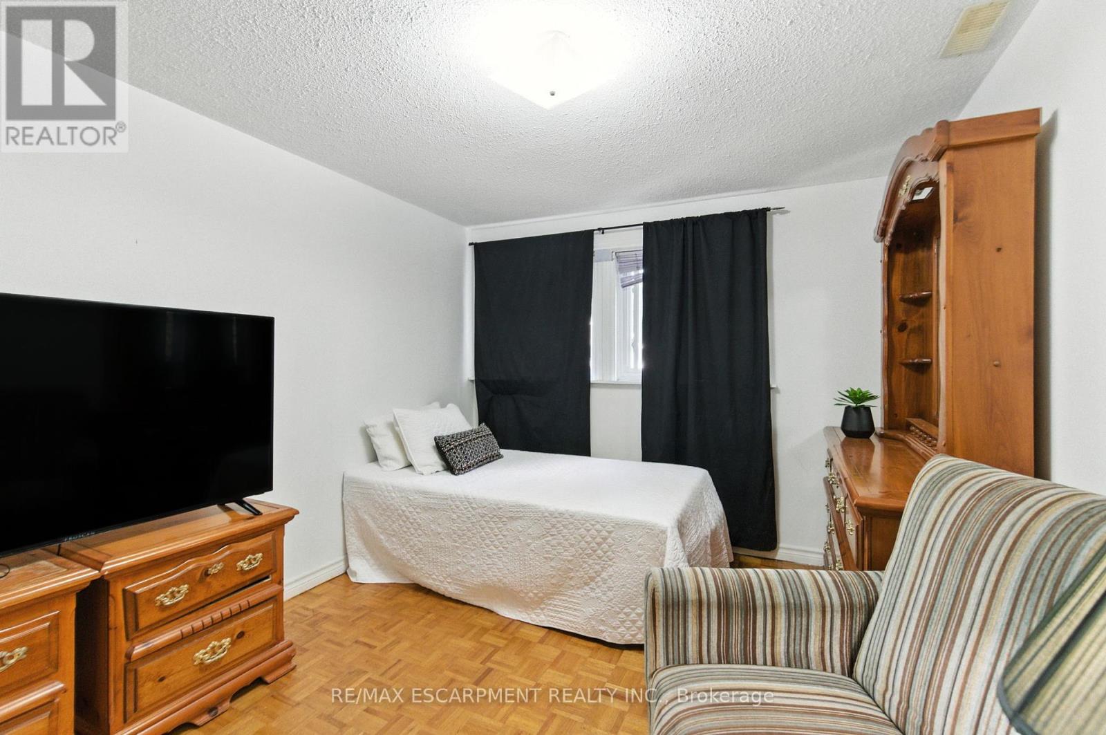 5 - 3008 Palmer Drive, Burlington (Palmer), Ontario  L7M 1L2 - Photo 21 - W12389350