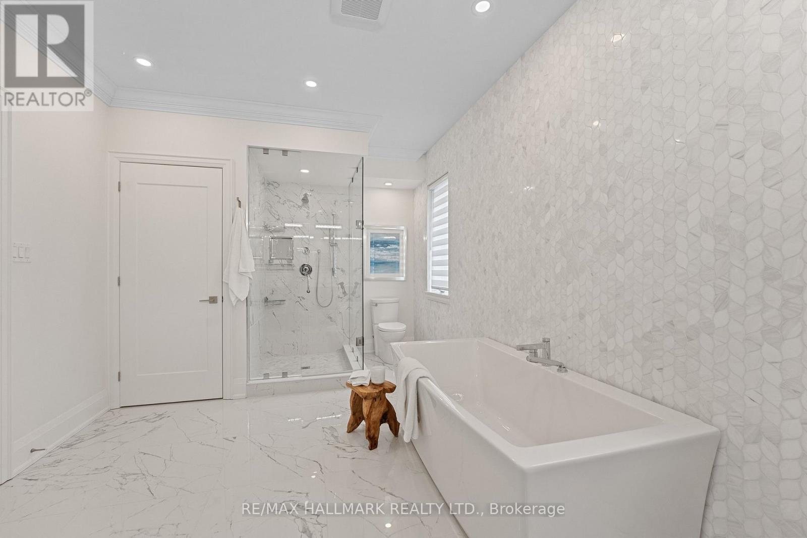 129 High Street W, Mississauga, Ontario  L5H 1K4 - Photo 25 - W12389364