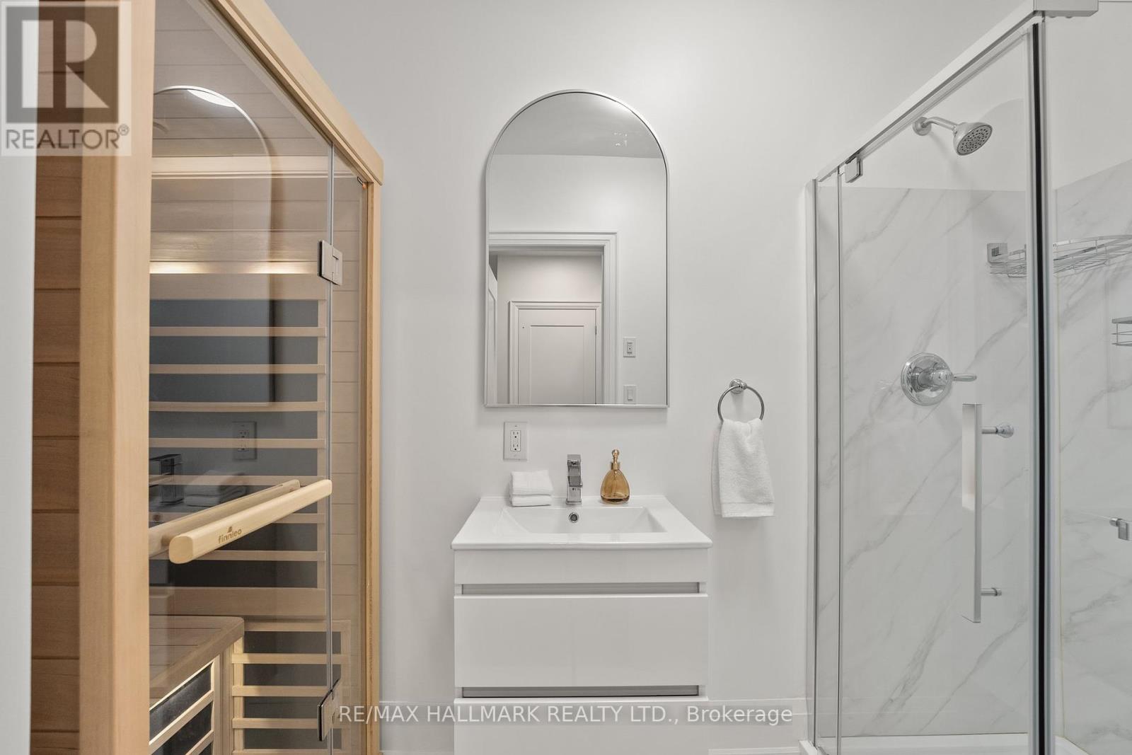 129 High Street W, Mississauga, Ontario  L5H 1K4 - Photo 43 - W12389364