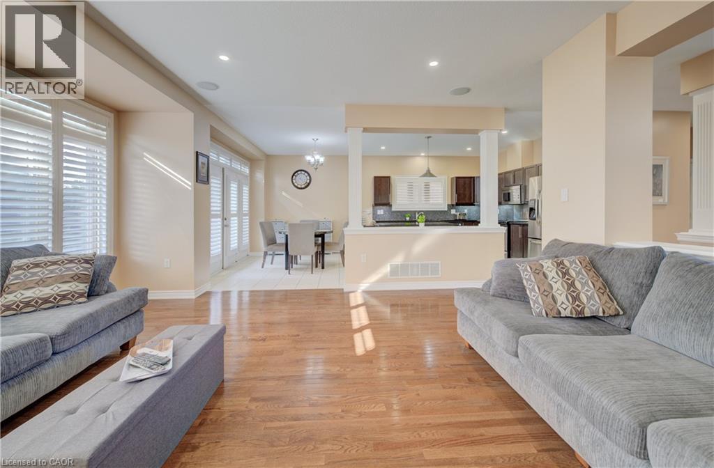 571 Stonehenge Drive, Ancaster, Ontario  L9K 1T4 - Photo 11 - 40767164