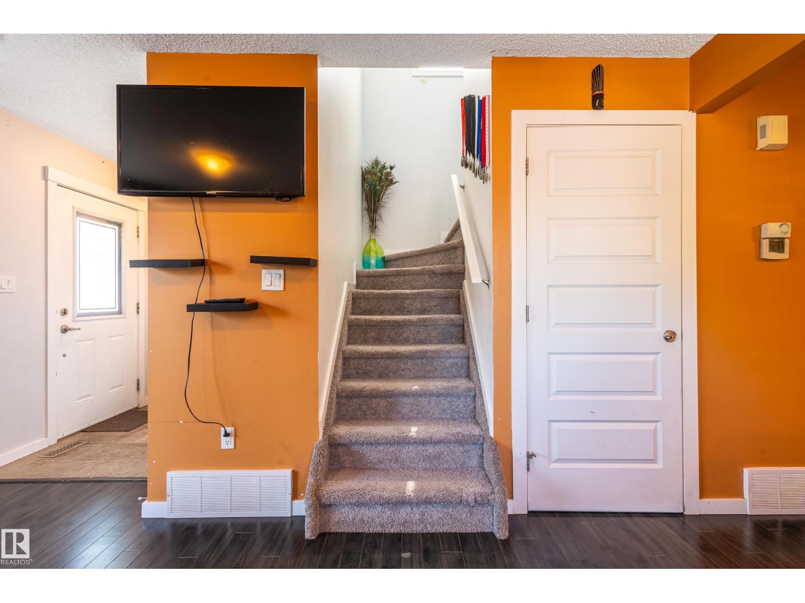 12211 91 St Nw, Edmonton, Alberta  T5B 4C4 - Photo 13 - E4456757
