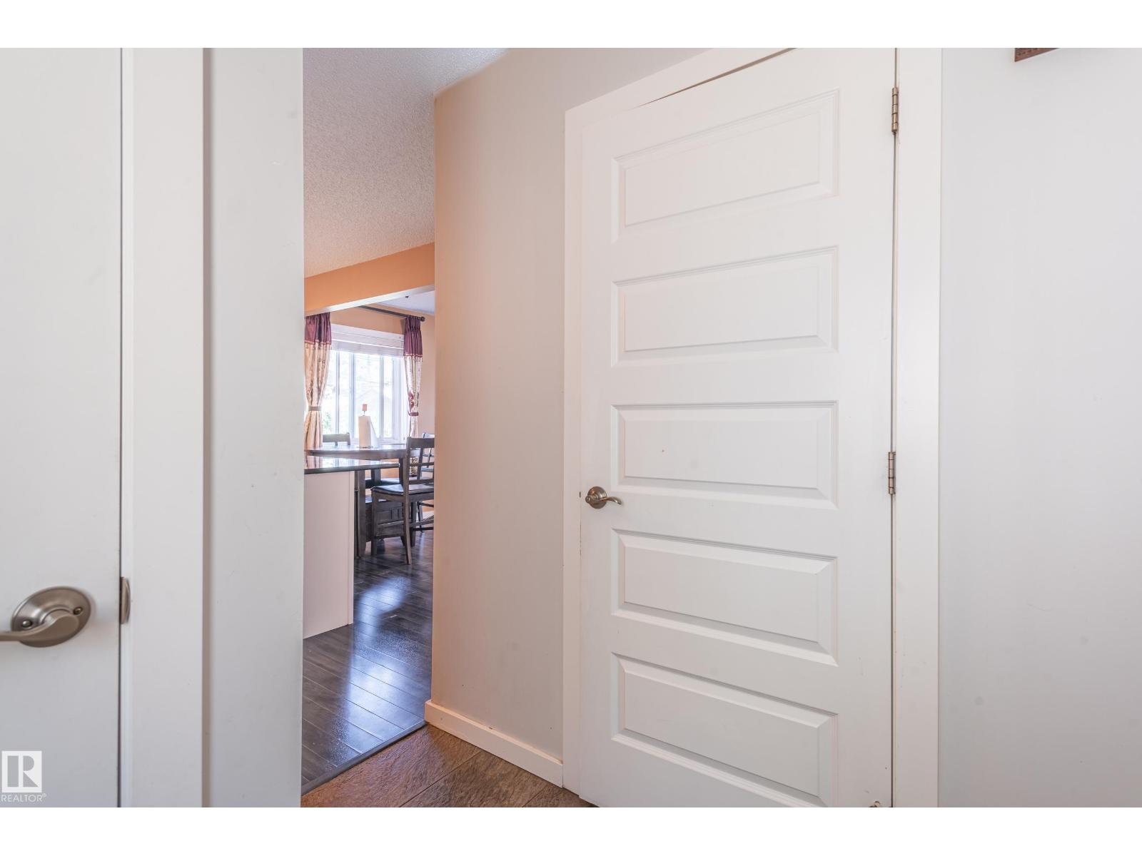 12211 91 St Nw, Edmonton, Alberta  T5B 4C4 - Photo 4 - E4456757