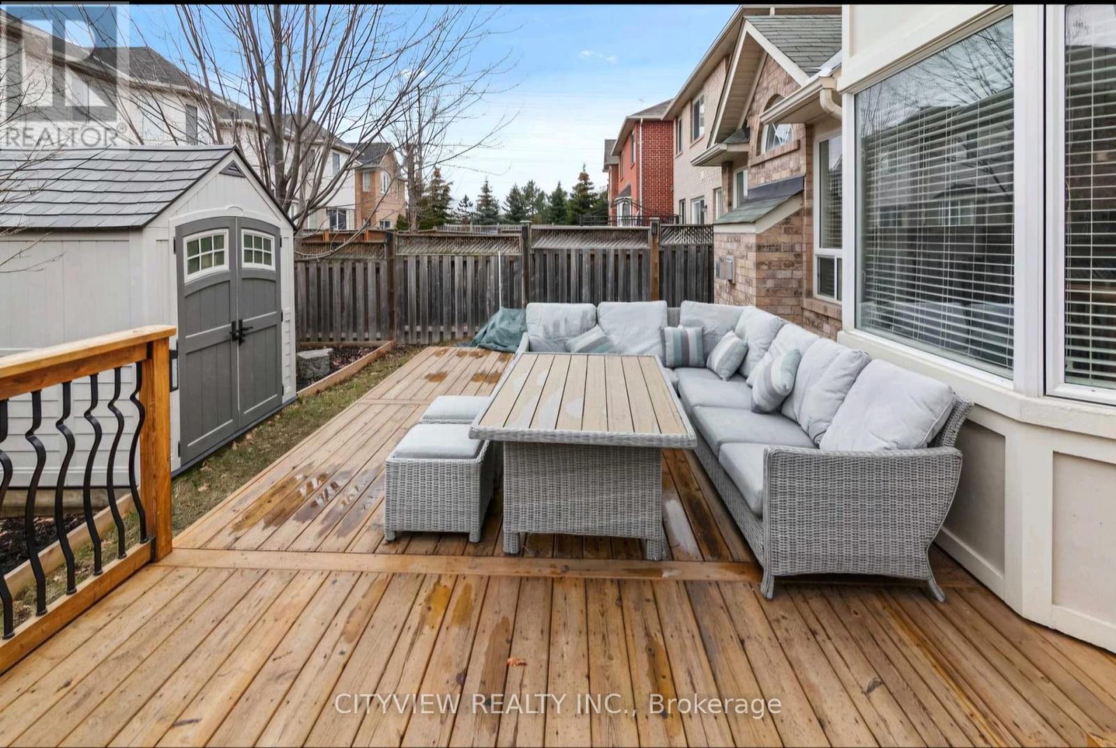 608 Brothers Crescent, Milton, Ontario  L9T 0G8 - Photo 39 - W12304930