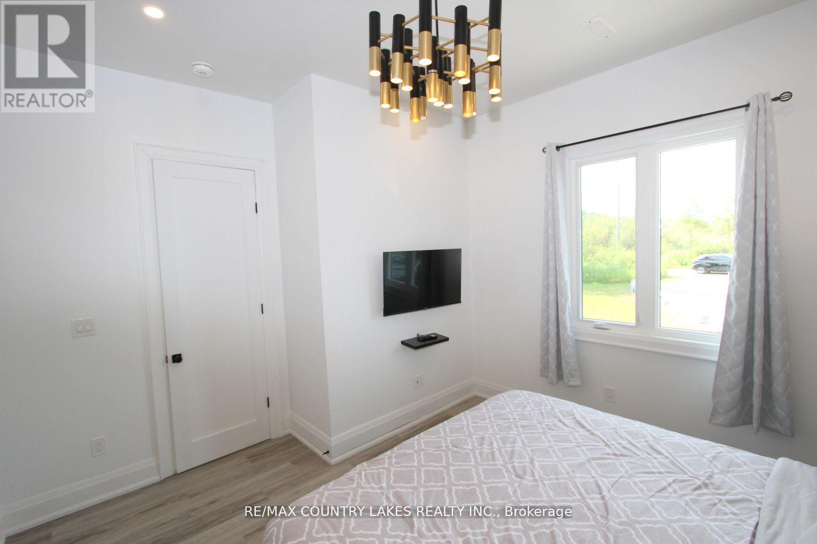 130 Baker Boulevard, Kawartha Lakes, Ontario  K0M 2B0 - Photo 20 - X12389305