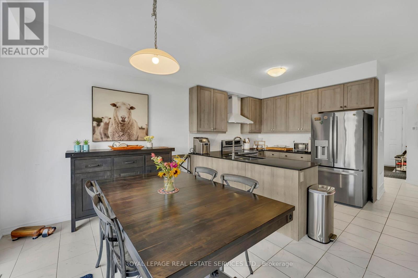 241 Longboat Run, Brantford, Ontario  N3T 5L5 - Photo 24 - X12389316