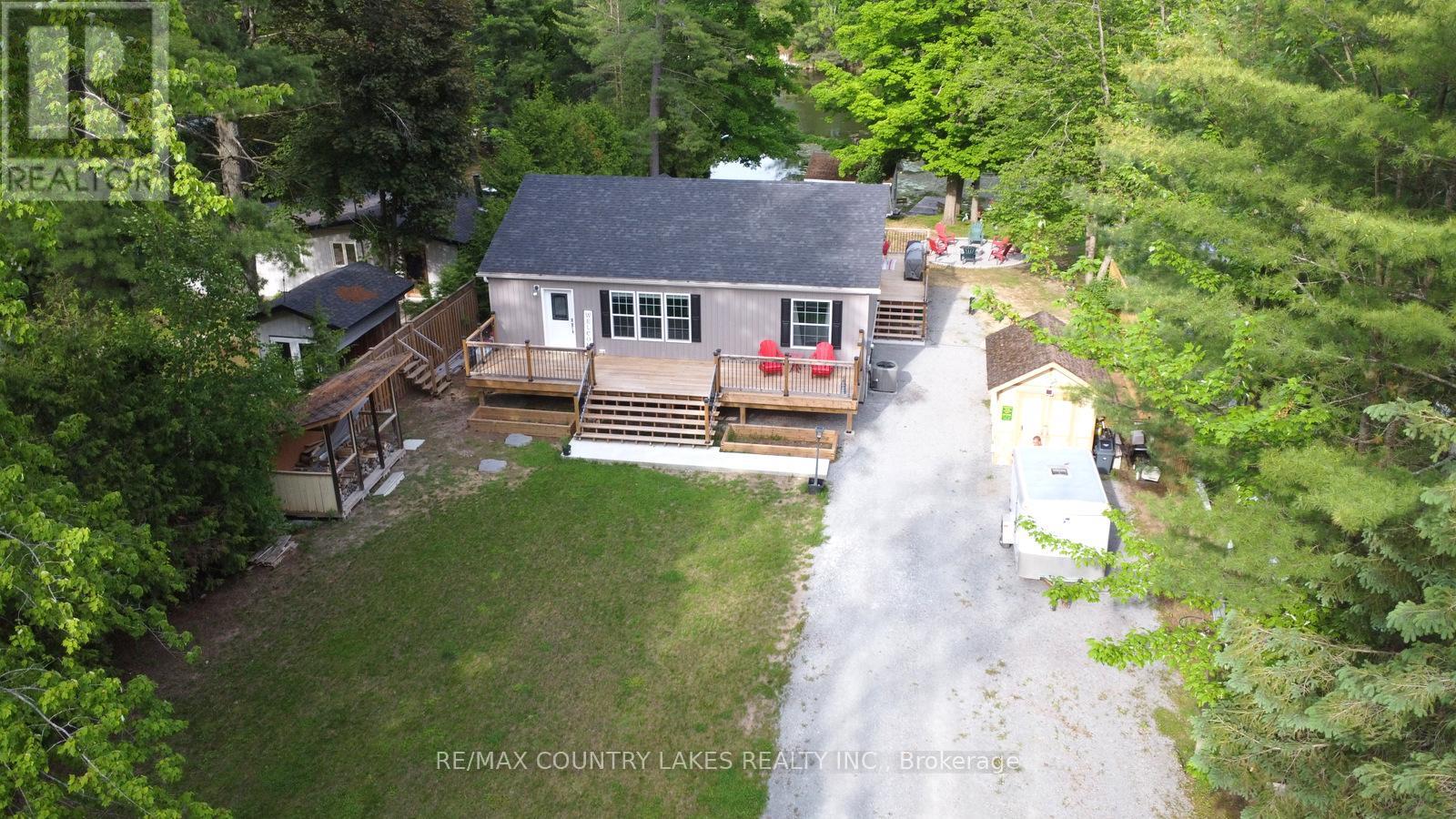 113 Stanley Road, Kawartha Lakes, Ontario  K0M 2T0 - Photo 2 - X12389396
