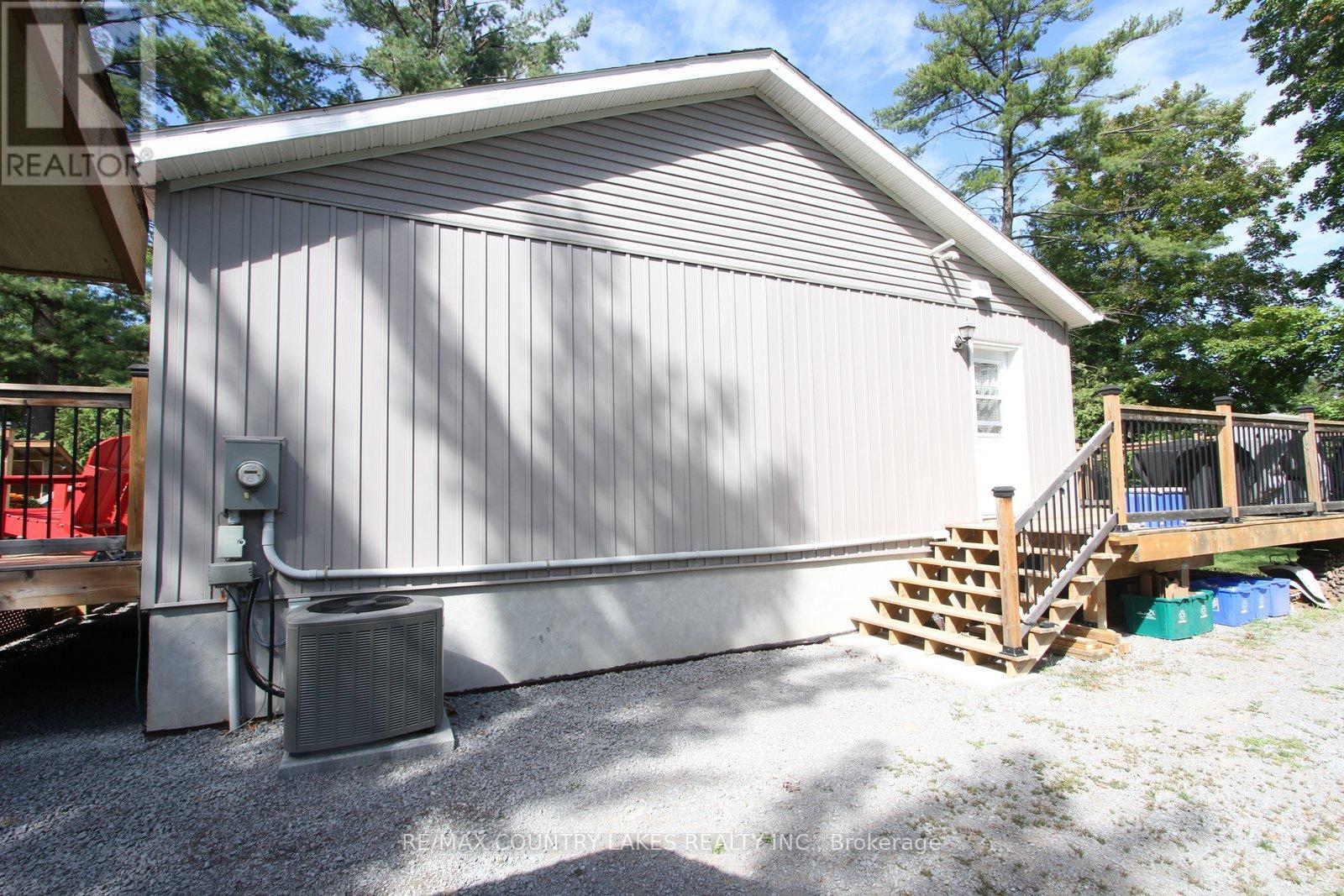 113 Stanley Road, Kawartha Lakes, Ontario  K0M 2T0 - Photo 34 - X12389396