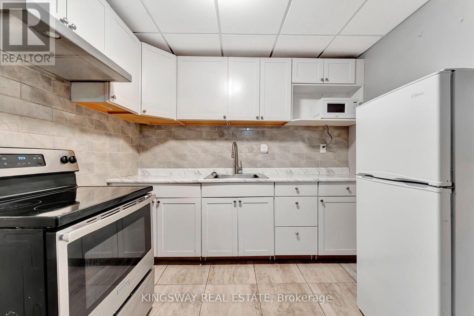 2529 Norman Road S, Hamilton, Ontario  N0B 1L0 - Photo 28 - X12389421