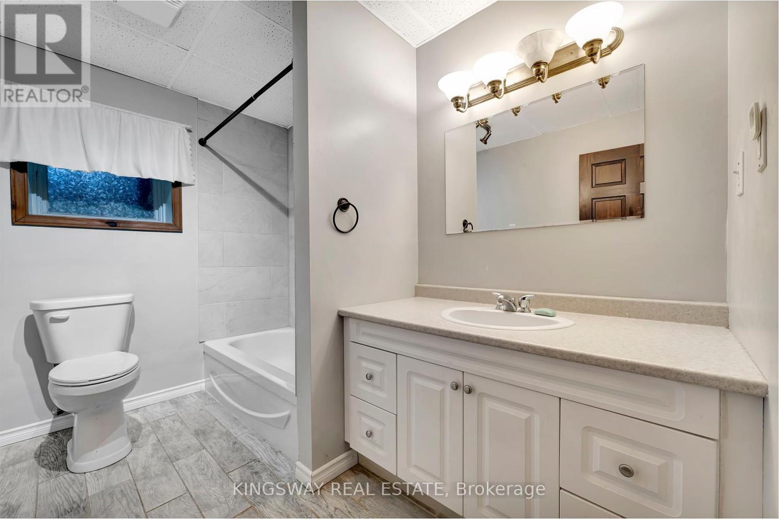 2529 Norman Road S, Hamilton, Ontario  N0B 1L0 - Photo 31 - X12389421