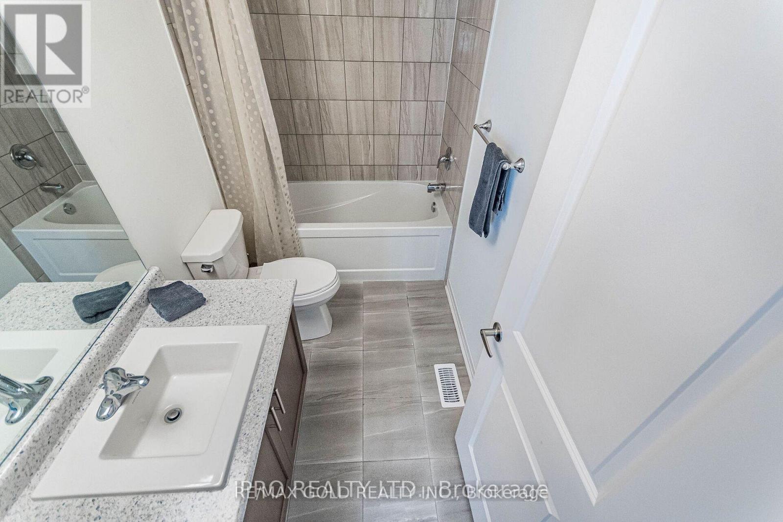 89 Sagewood Avenue, Barrie, Ontario  L9J 0K5 - Photo 30 - S12367972