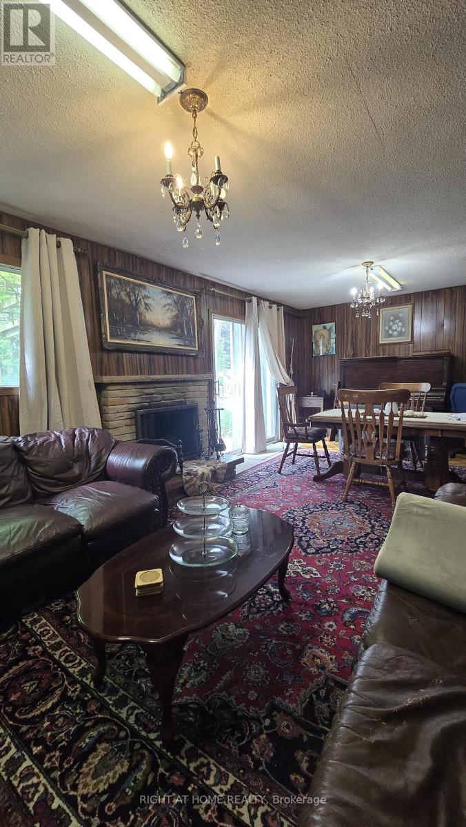 12 Fairglen Avenue, Toronto (L'amoreaux), Ontario  M1W 1G7 - Photo 6 - E12388519