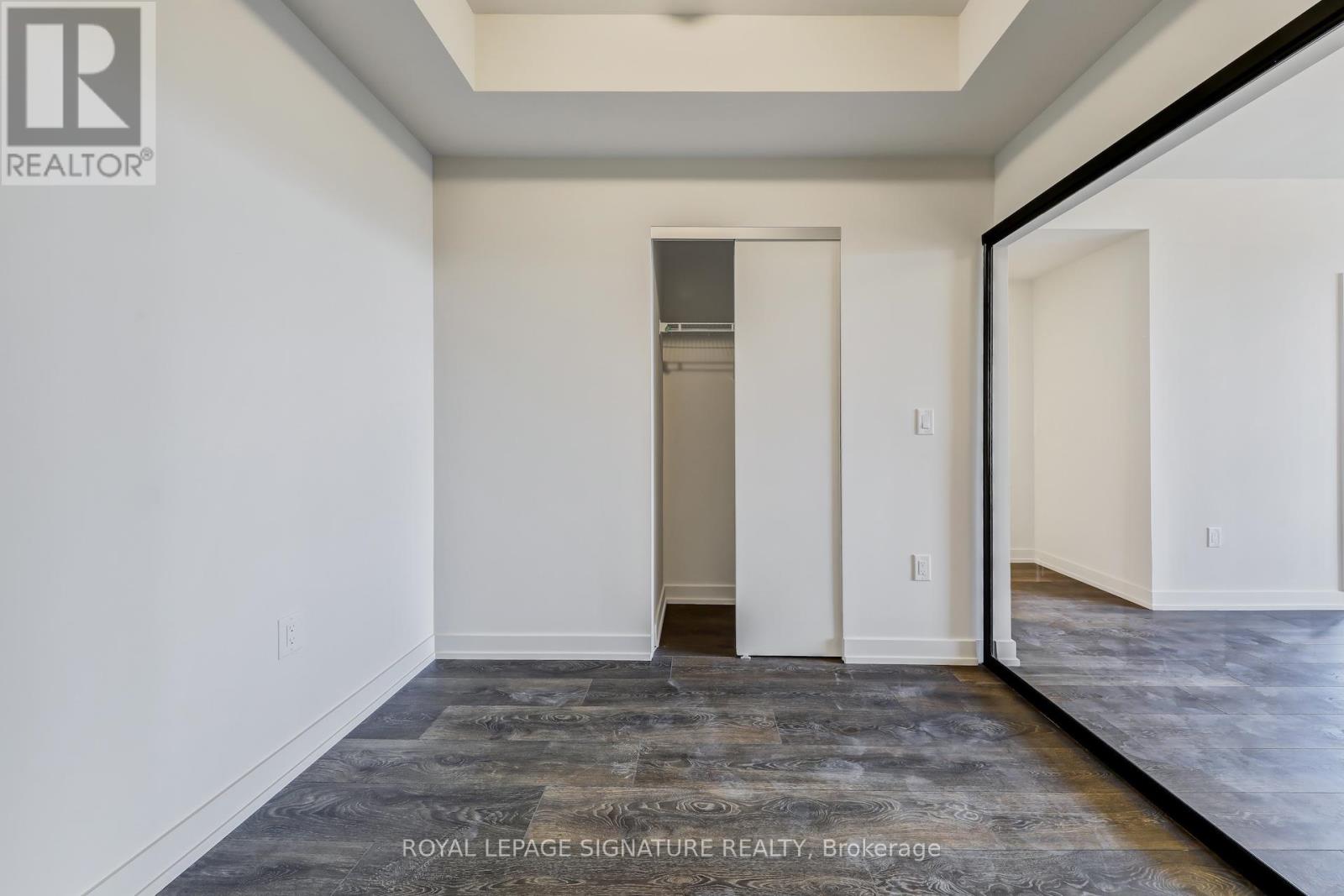 921 - 181 Sterling Road, Toronto, Ontario  M6R 2B2 - Photo 10 - C12389450