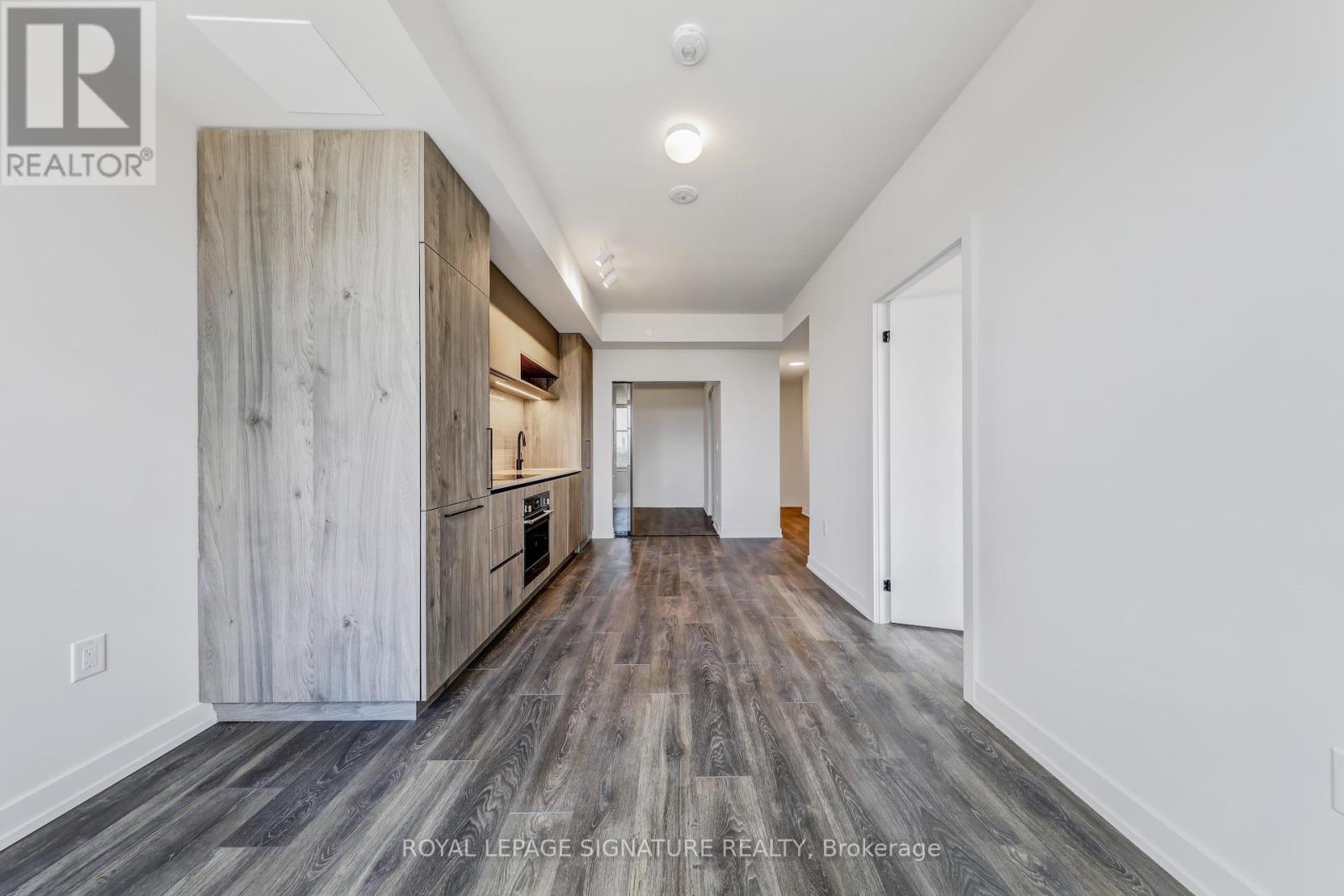 921 - 181 Sterling Road, Toronto, Ontario  M6R 2B2 - Photo 12 - C12389450