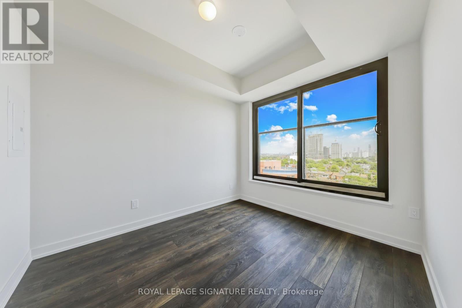 921 - 181 Sterling Road, Toronto, Ontario  M6R 2B2 - Photo 15 - C12389450