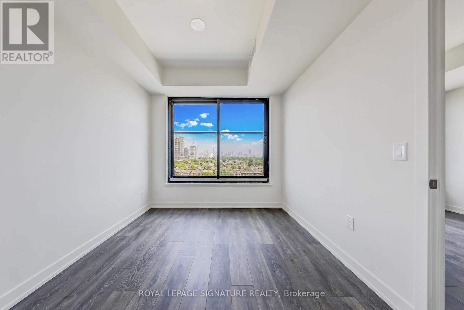921 - 181 Sterling Road, Toronto, Ontario  M6R 2B2 - Photo 16 - C12389450