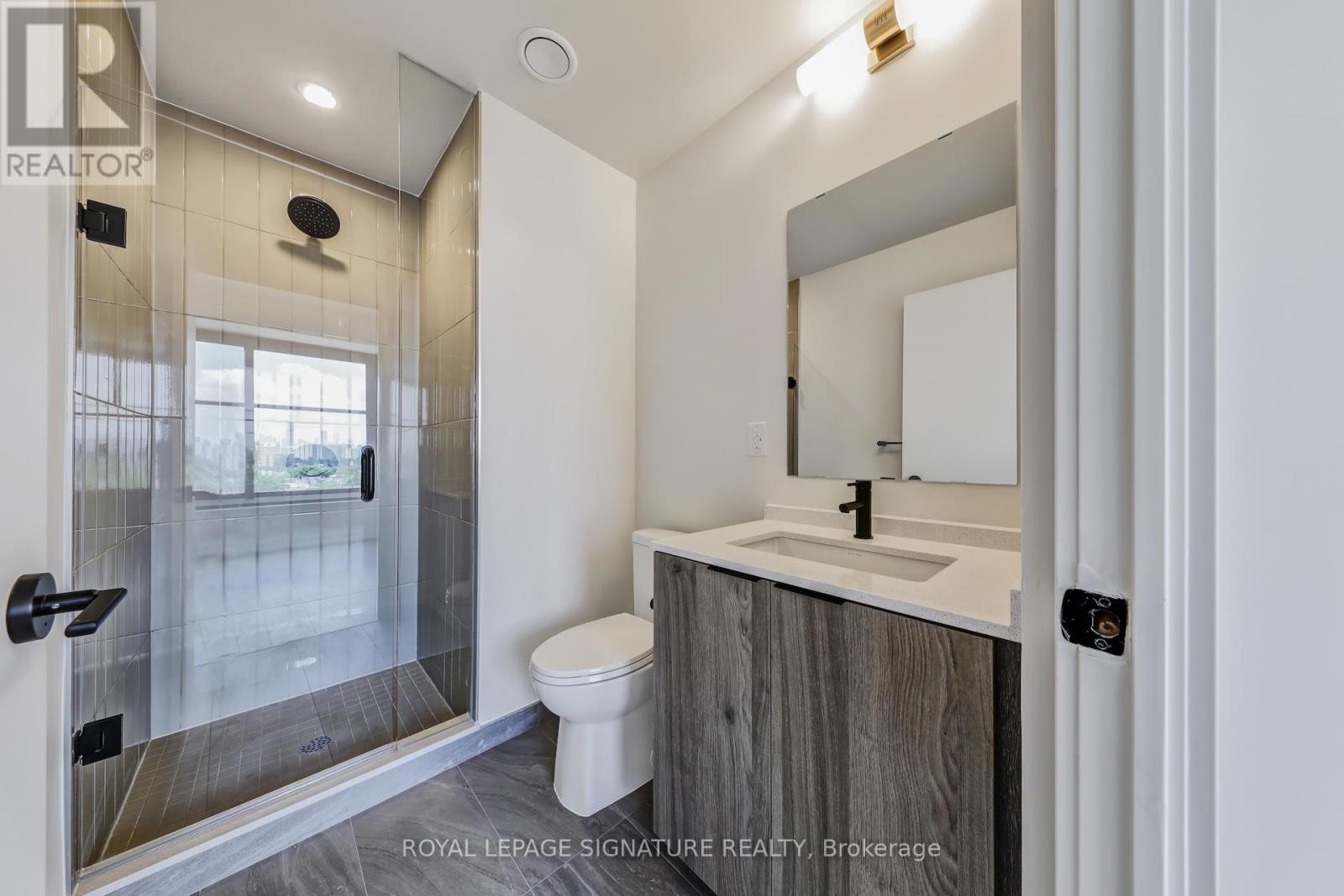 921 - 181 Sterling Road, Toronto, Ontario  M6R 2B2 - Photo 18 - C12389450