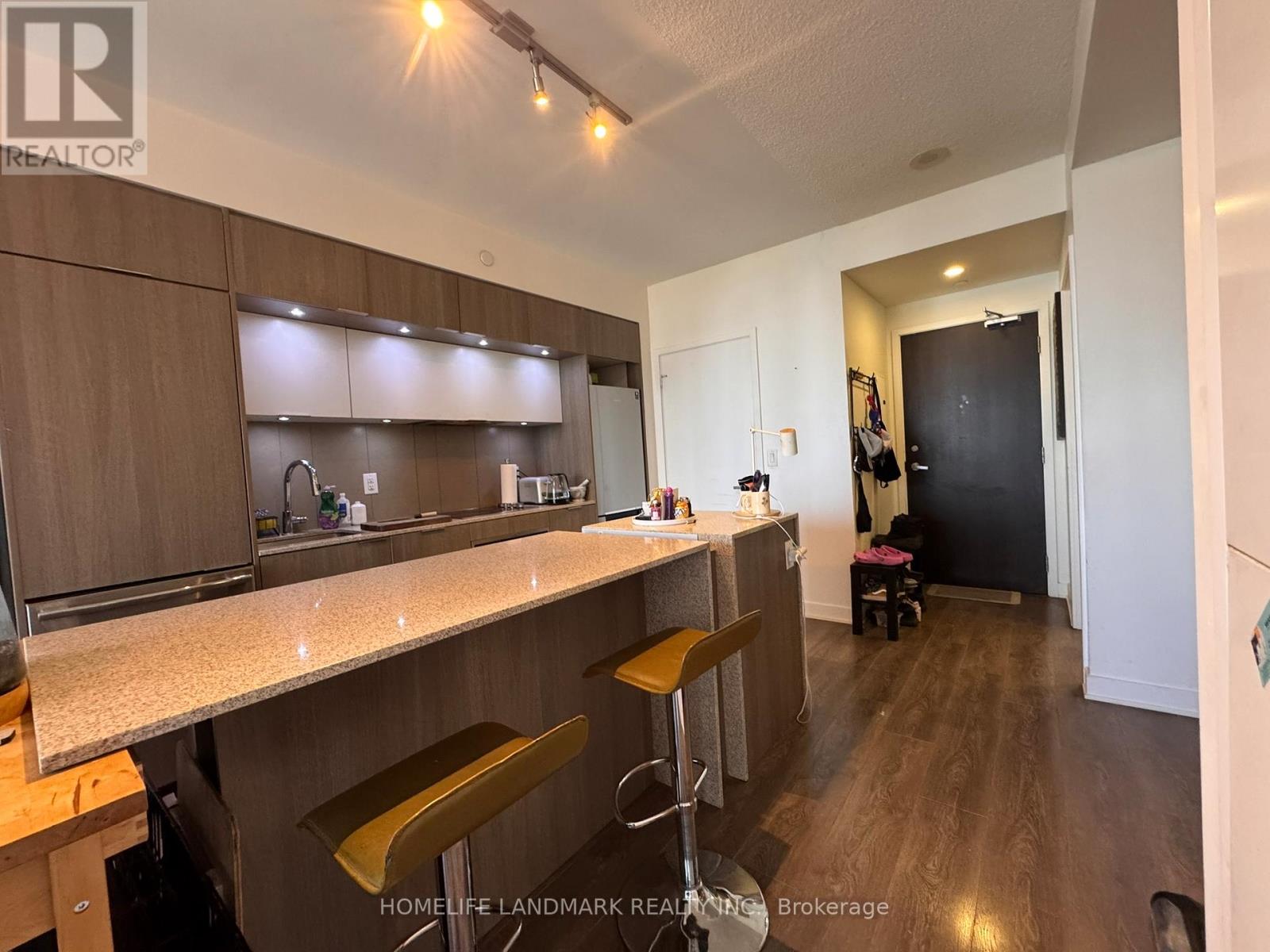 504 - 170 Sumach Street, Toronto (Regent Park), Ontario  M5A 0C3 - Photo 6 - C12389454