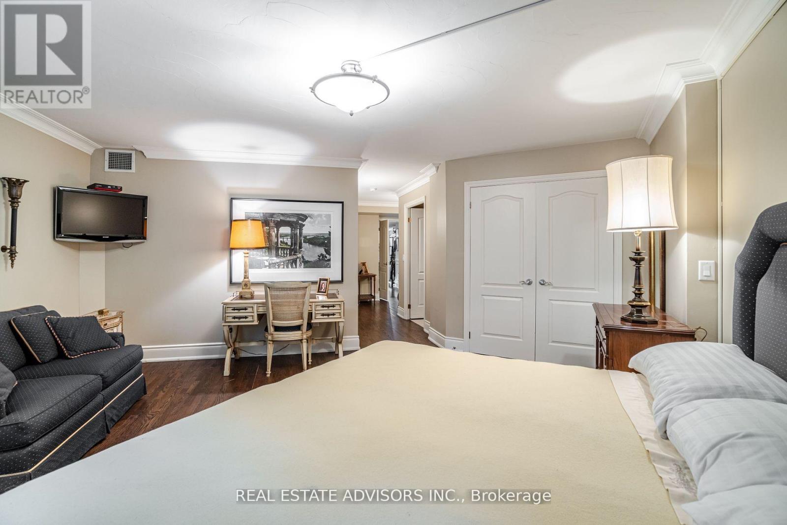 309 - 75 York Mills Road, Toronto, Ontario  M2P 2E7 - Photo 21 - C12389458