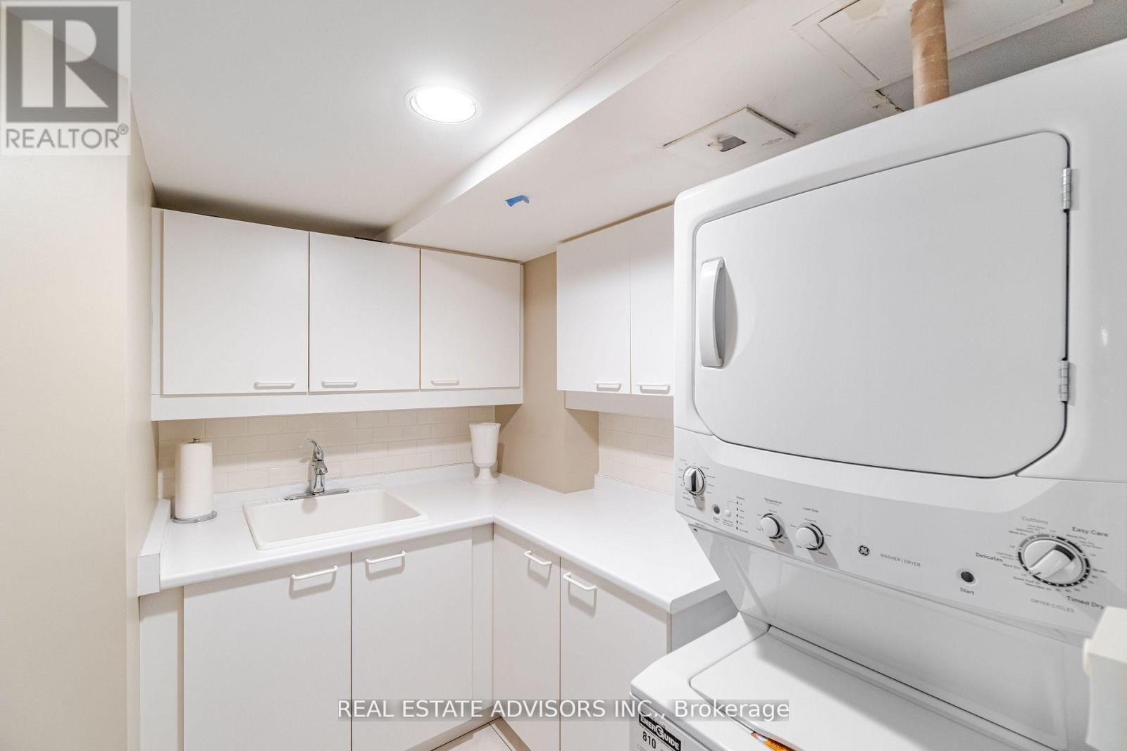 309 - 75 York Mills Road, Toronto, Ontario  M2P 2E7 - Photo 34 - C12389458