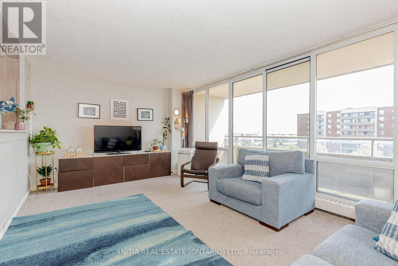 807 - 19 Four Winds Drive, Toronto, Ontario  M3J 2S9 - Photo 18 - W12389639