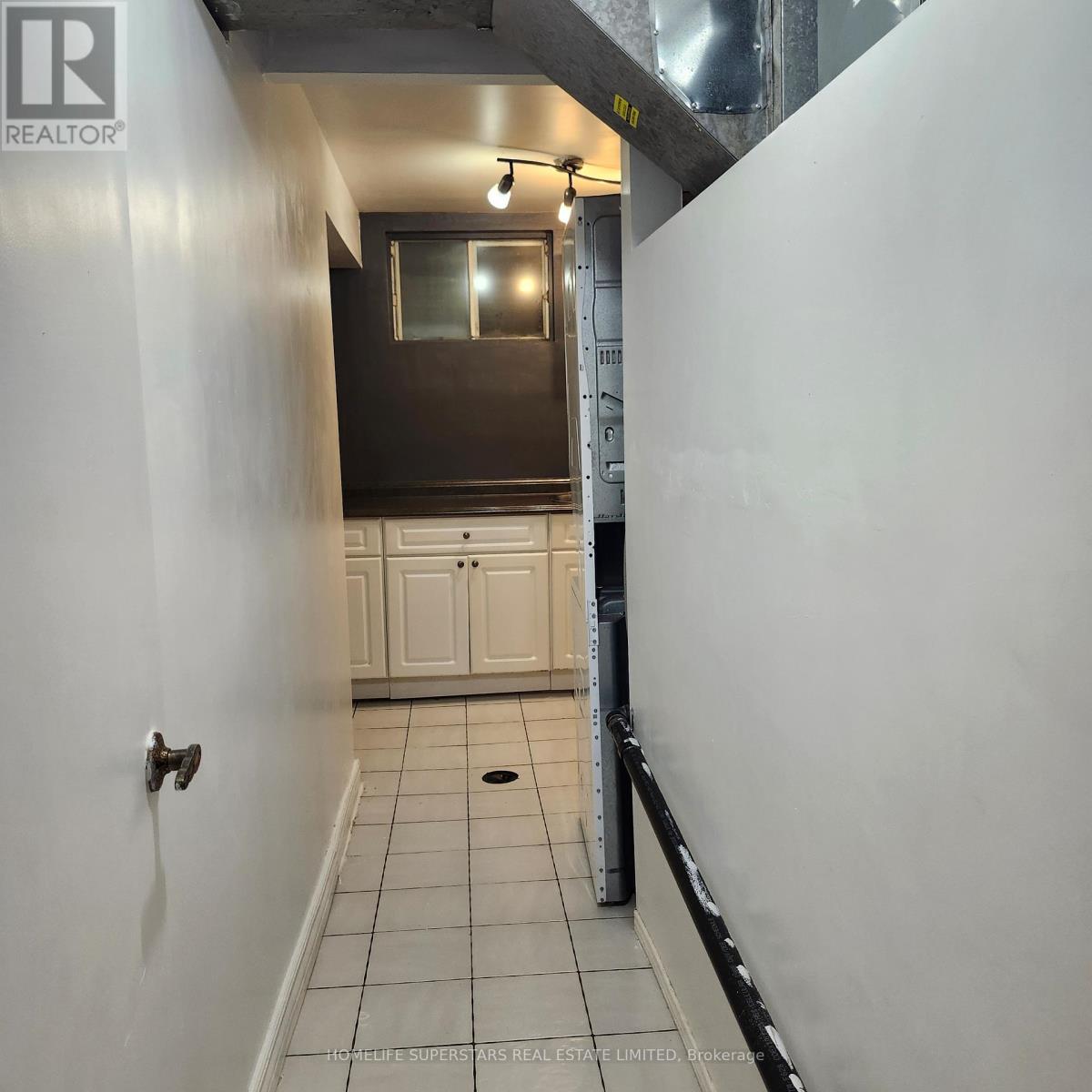 Basement - 48 Shockley Drive, Toronto, Ontario  M9V 4X5 - Photo 8 - W12273926