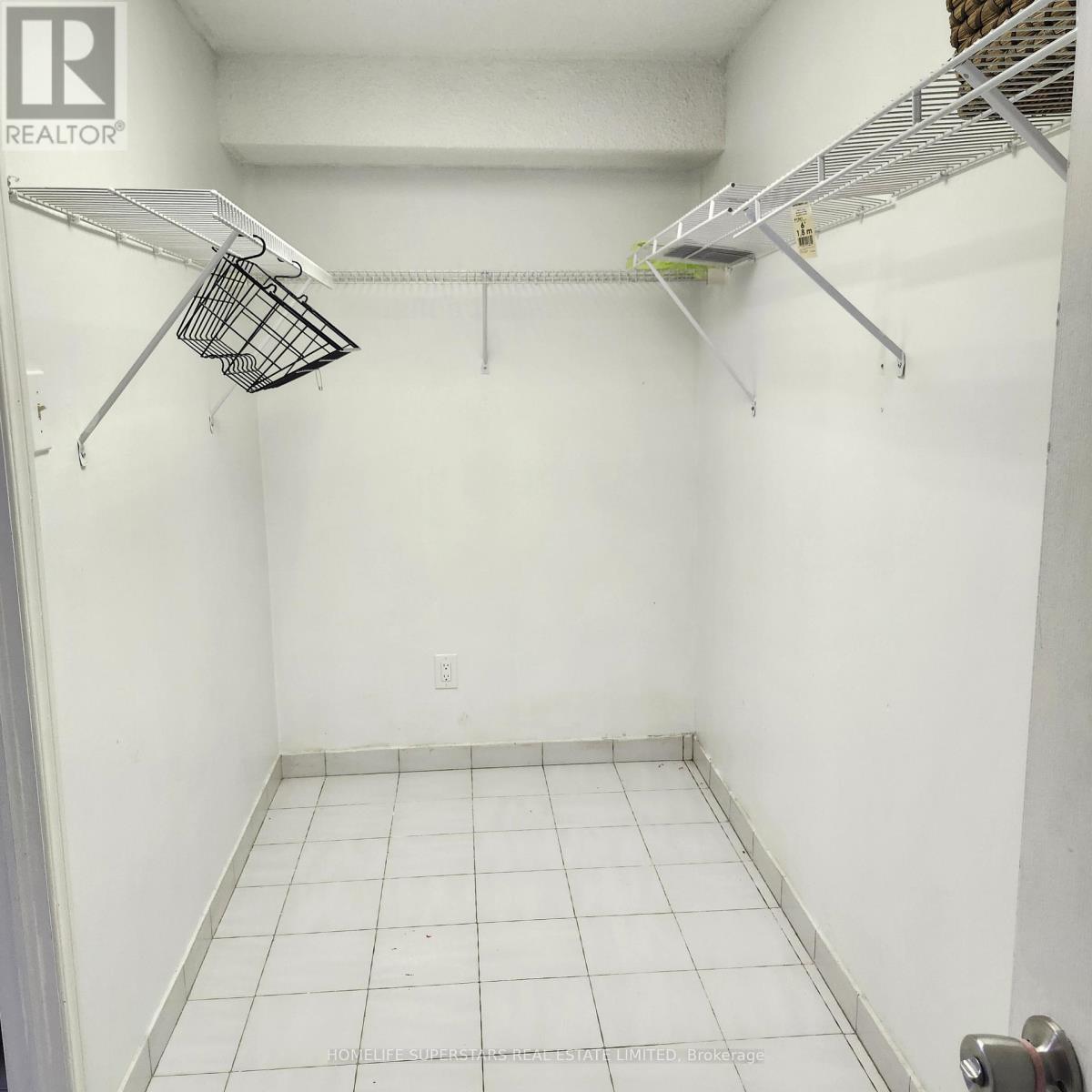Basement - 48 Shockley Drive, Toronto, Ontario  M9V 4X5 - Photo 20 - W12273926