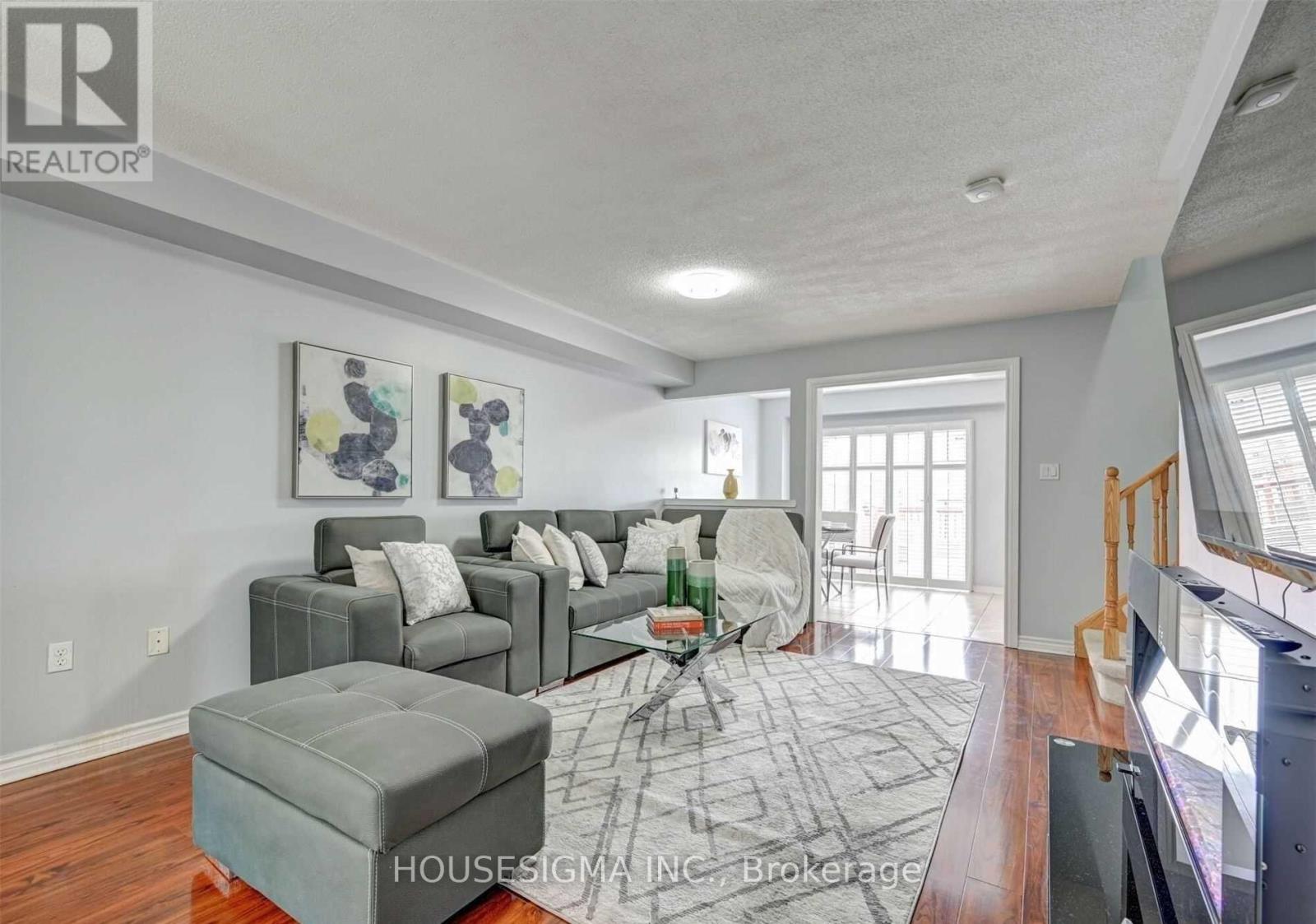 77 Beavervalley Drive, Brampton, Ontario  L7A 3R3 - Photo 8 - W12355472