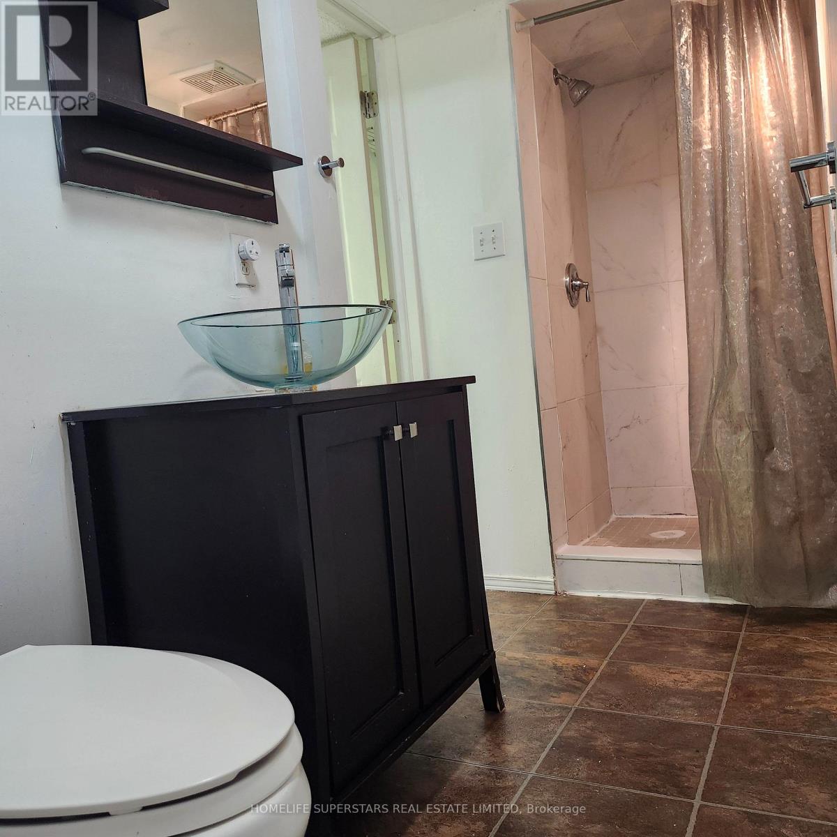 Basement - 48 Shockley Drive, Toronto, Ontario  M9V 4X5 - Photo 7 - W12273926