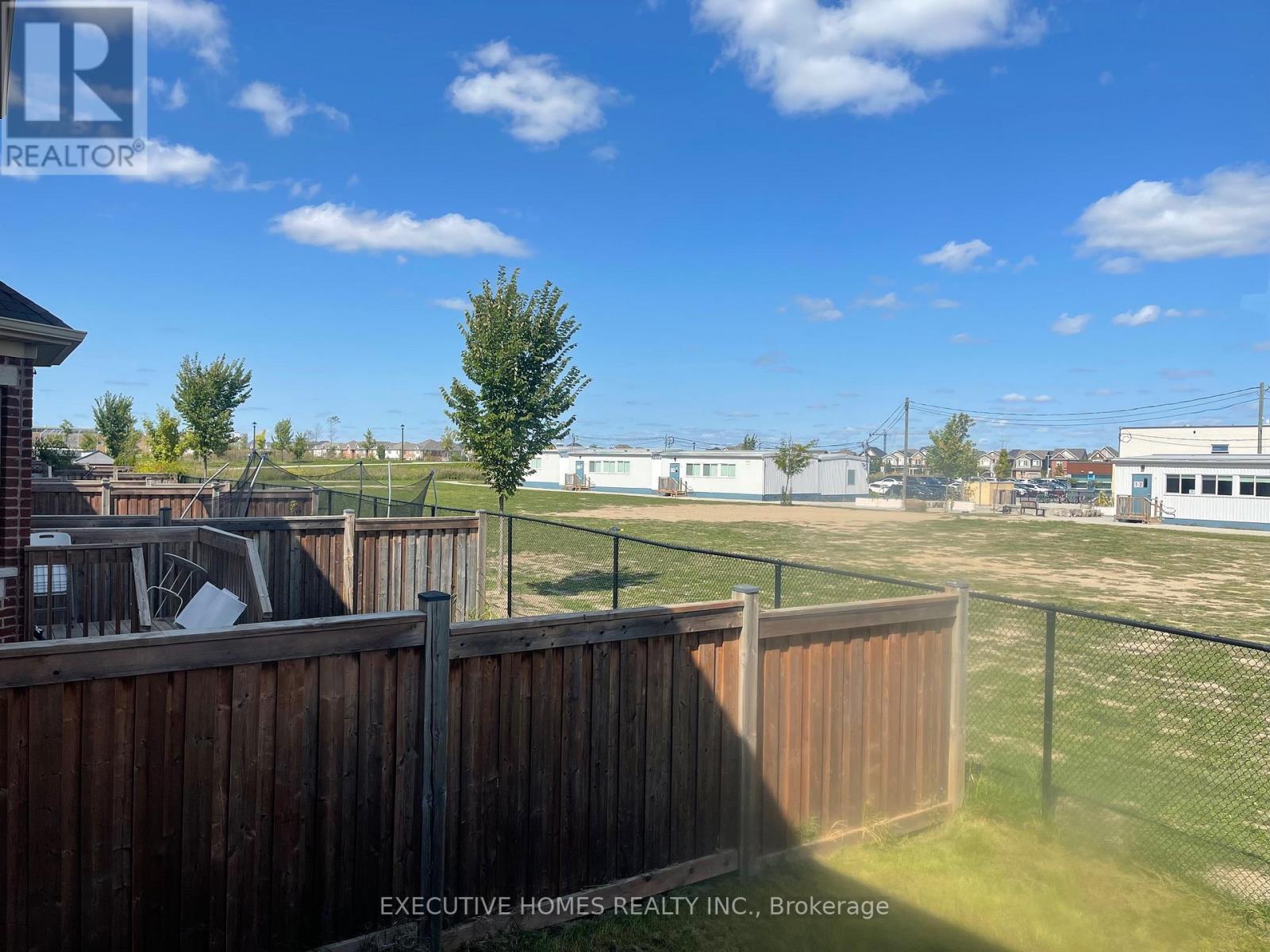 1457 Chretien Street, Milton, Ontario  L9J 1J1 - Photo 15 - W12387451