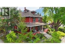 424 Observatory Street, nelson, British Columbia