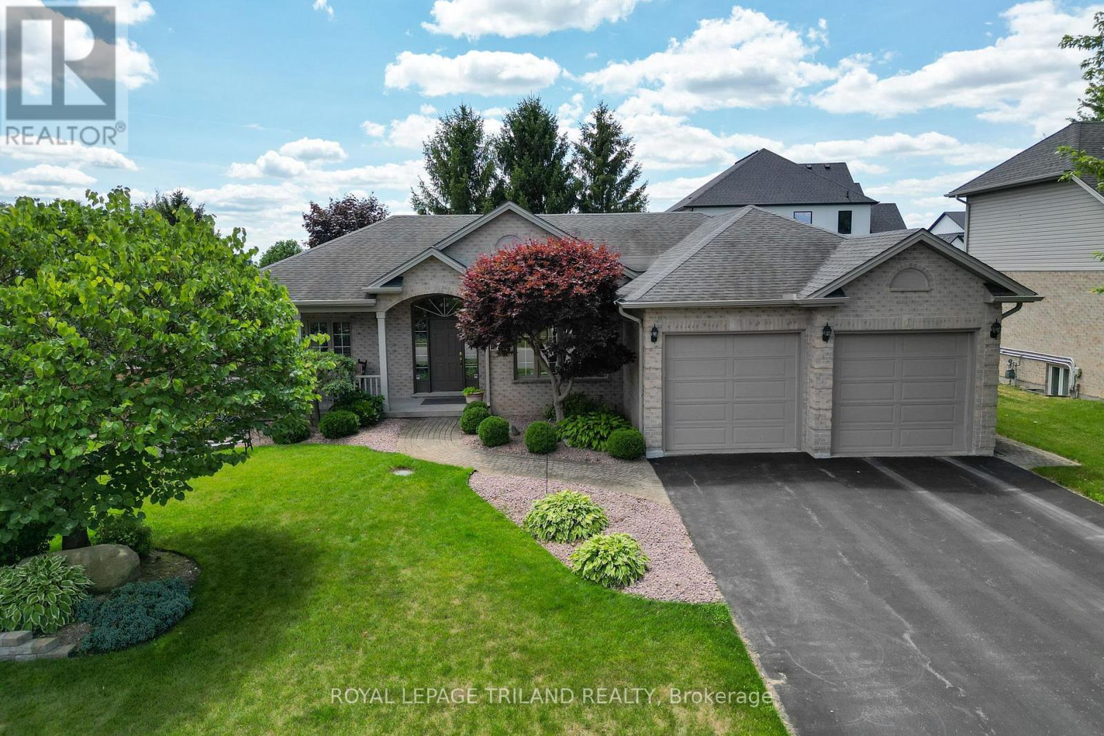 45 Stephen Moore Drive, Middlesex Centre, Ontario  N0L 1R0 - Photo 1 - X12389518