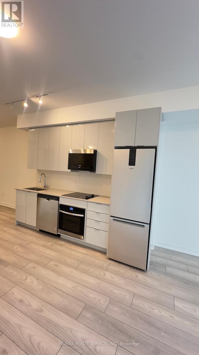 911 - 474 Caldari Rd Road, Vaughan, Ontario  L4K 0R5 - Photo 3 - N12389476