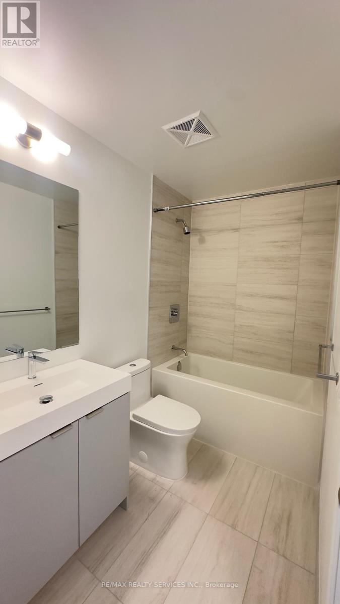 911 - 474 Caldari Rd Road, Vaughan, Ontario  L4K 0R5 - Photo 5 - N12389476
