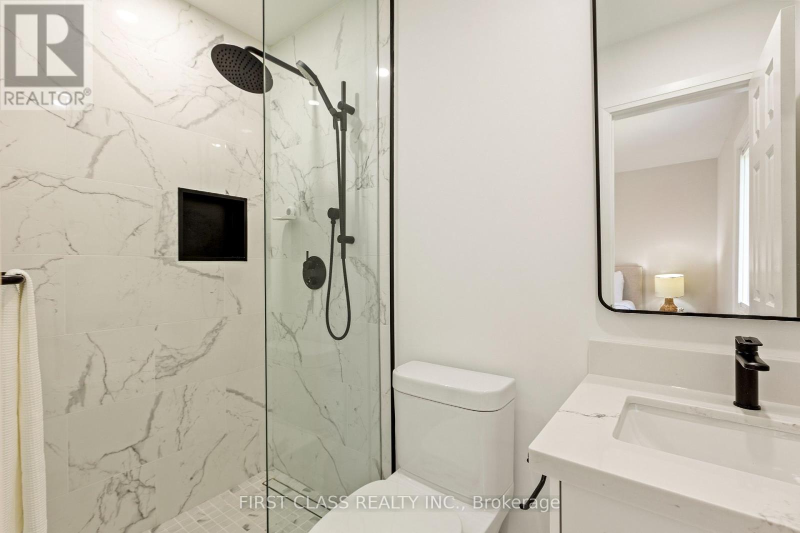 679 Village Parkway, Markham, Ontario  L3R 2Y4 - Photo 34 - N12389490