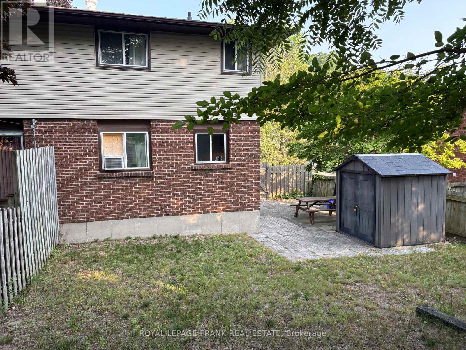 1098 Milne Drive, Kincardine, Ontario  N2Z 1X4 - Photo 11 - X12285604