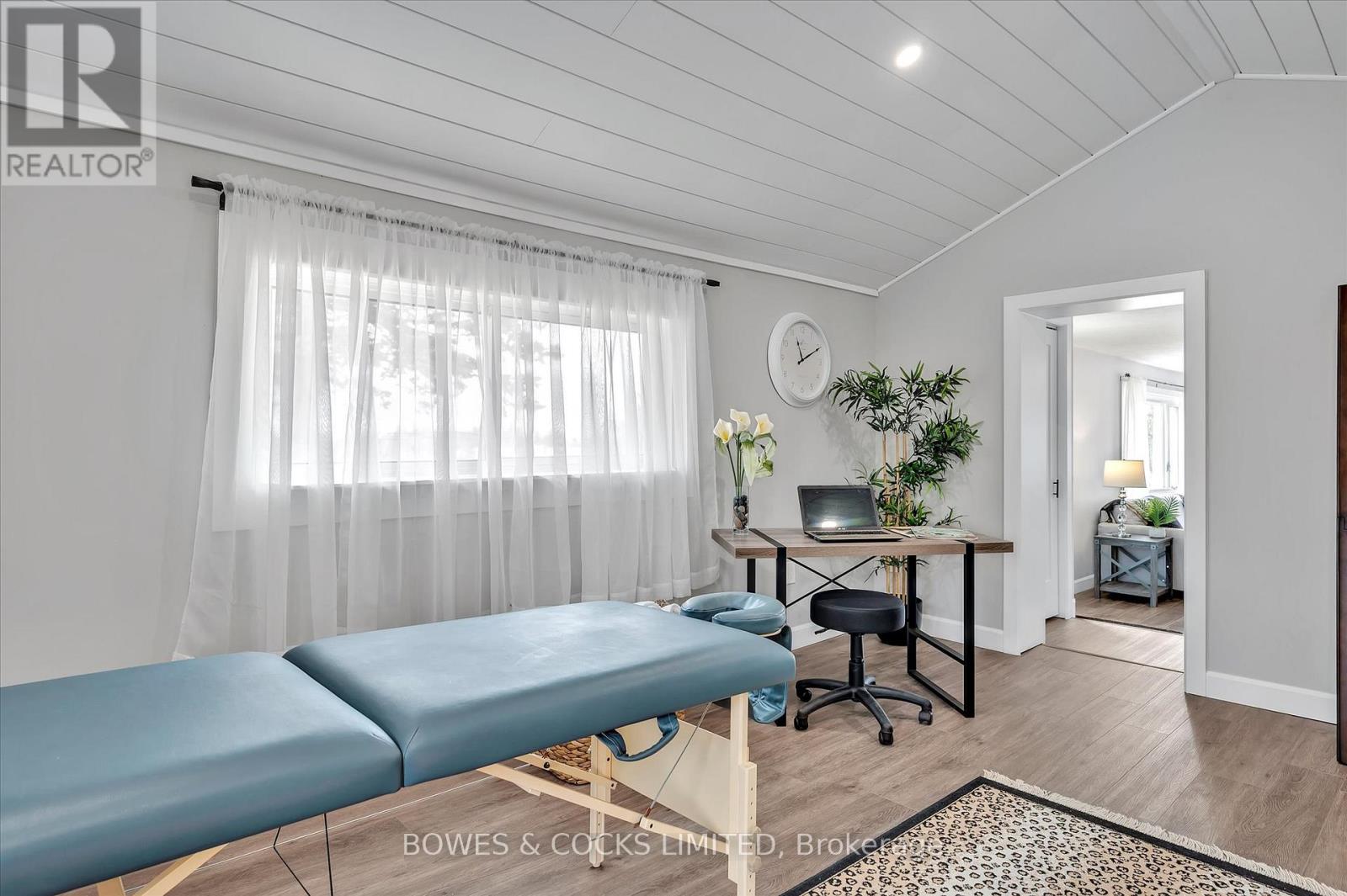 1695 Killoran Road, Selwyn, Ontario K9J 6X5 - Photo 23 - X12388603